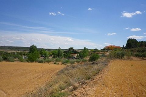 Helårsgrund i Almansa, Albacete, Almansa - € 64.000 | Ref: S-1494915 - foto 4