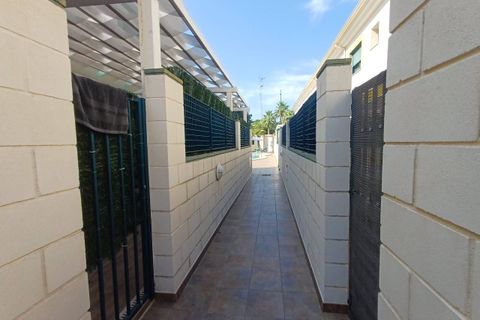 Villa a Gandia, Valencia, Gandia - € 1.500/mes | Ref: R-1579181 - foto 13