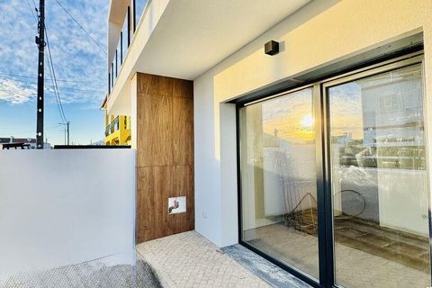 Rækkehus i Seixal, Setubal, Seixal - € 410.000 | Ref: 149840 - foto 1