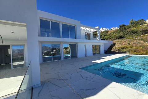 Villa i La Mairena, Malaga, La Mairena - € 1.599.000 | Ref: R5203108 - foto 1