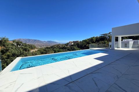 Villa i La Mairena, Malaga, La Mairena - € 1.599.000 | Ref: R5203108 - foto 13