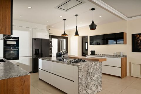 Villa i Marbesa, Malaga, Marbesa - € 2.995.000 | Ref: R5219554 - foto 8