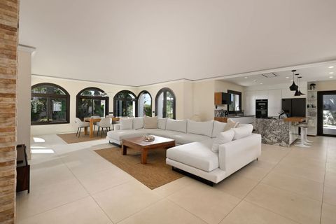Villa i Marbesa, Malaga, Marbesa - € 2.995.000 | Ref: R5219554 - foto 11