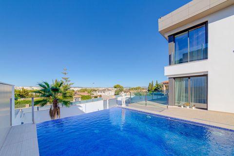 Villa a Los Balcones, Alicante, Los Balcones - € 1.250.000 | Ref: 88535 - foto 2