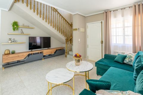 Byhus i Torrevieja, Alicante, Torrevieja - € 360.000 | Ref: AC18-2342/11012 - foto 12