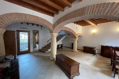 Villa i Suzzara, Mantua, Suzzara - € 300.000 | Ref: 2643 - foto 4