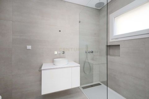 Villa i Odivelas, Lisbon, Odivelas - € 950.000 | Ref: C0444-00795 - foto 16