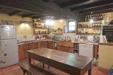 Villa a Comano, Massa and Carrara, Comano - € 495.000 | Ref: 346B-814003 - foto 13