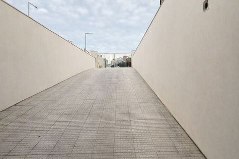Villa a Aveiro, Aveiro, Aveiro - € 3.500/mes | Ref: AVR/00742 - foto 23