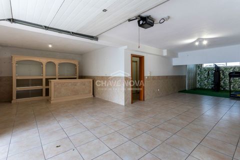 Villa a Aveiro, Aveiro, Aveiro - € 3.500/mes | Ref: AVR/00742 - foto 20
