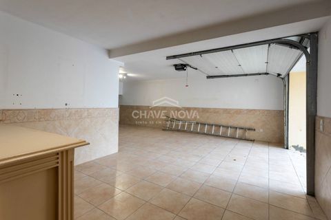 Villa a Aveiro, Aveiro, Aveiro - € 3.500/mes | Ref: AVR/00742 - foto 22