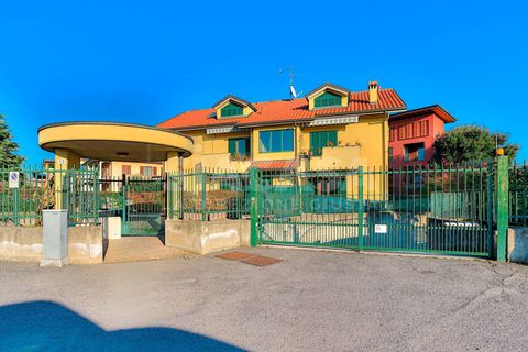 Leilighet i Busnago, Monza and Brianza, Busnago - € 146 000 | Ref: 3LOC.BUSNAGO-IZ146V - foto 2