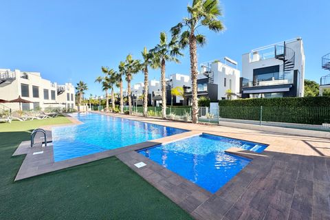 Villa a Torrevieja, Alicante, Torrevieja - € 2.700/mes | Ref: RENT-4173L - foto 30