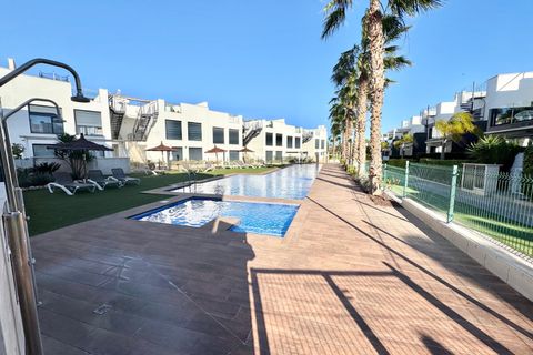 Villa a Torrevieja, Alicante, Torrevieja - € 2.700/mes | Ref: RENT-4173L - foto 31