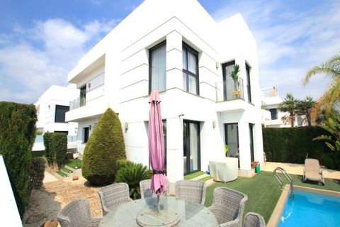 Villa a Ciudad Quesada, Alicante, Ciudad Quesada - € 549.000 | Ref: 76-R5111113/72714 - foto 2