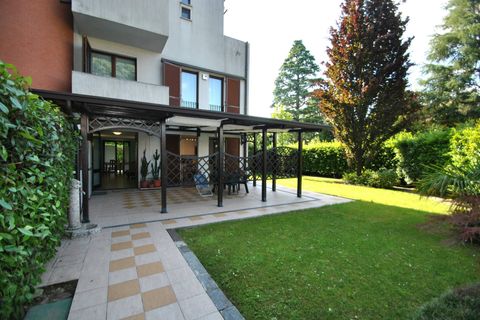 Appartement in Vimercate, Monza and Brianza, Vimercate - € 339.000 | Ref: 2360 - foto 2