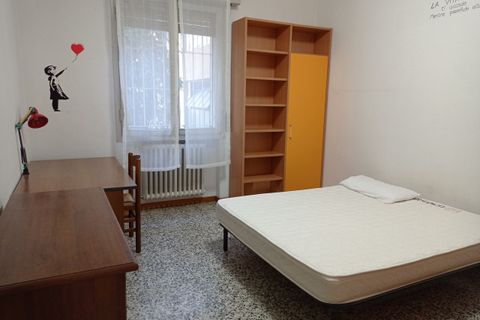 Estudi a Modena, Modena, Modena - € 300/mes | Ref: 755 - foto 2