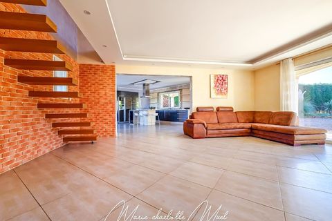Villa a Reyssouze, Ain, Reyssouze - € 360.000 | Ref: 340933063150 - foto 16