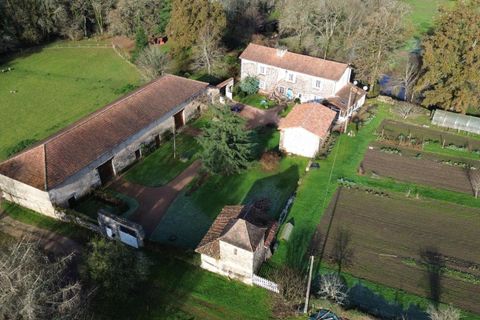 Villa a Busserolles, Dordogne, Busserolles - € 850.000 | Ref: DF6590CB56FC4F64 - foto 4