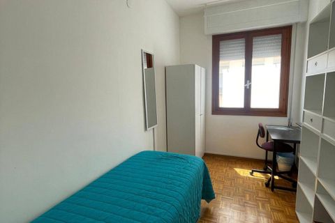 Apartament a Pisa, Pisa, Pisa - € 350/mes | Ref: 2025168 - foto 17