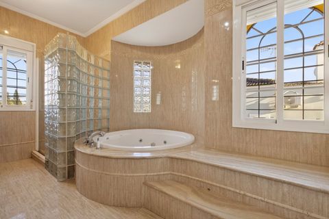 Villa a Sevilla, Sevilla, Sevilla - € 495.000 | Ref: 0dcad486-3487-489d-8 - foto 32