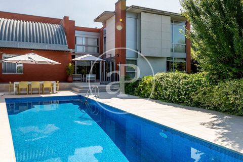Villa a La Moraleja, Madrid, La Moraleja - € 2.825.000 | Ref: VMN2601004 - foto 3