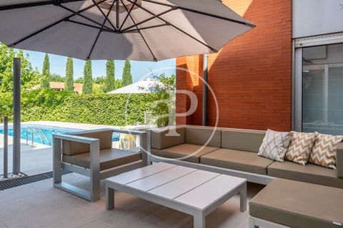 Villa a La Moraleja, Madrid, La Moraleja - € 2.825.000 | Ref: VMN2601004 - foto 7