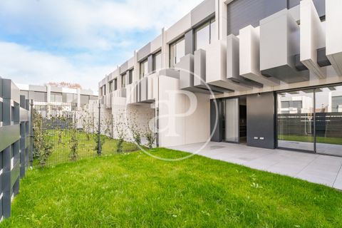 Villa a Madrid, Madrid, Madrid - € 4.990/mes | Ref: AM2601012 - foto 3