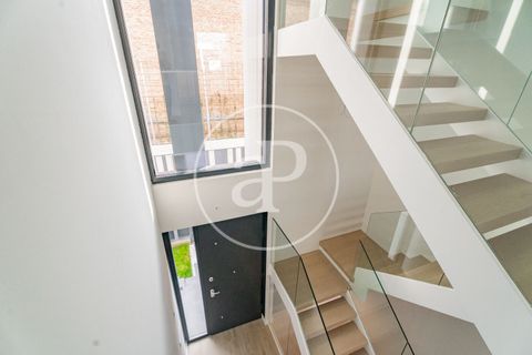 Villa a Madrid, Madrid, Madrid - € 4.990/mes | Ref: AM2601012 - foto 20