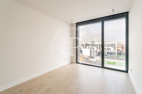 Villa a Madrid, Madrid, Madrid - € 4.990/mes | Ref: AM2601012 - foto 25