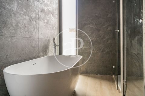 Villa a Madrid, Madrid, Madrid - € 4.990/mes | Ref: AM2601012 - foto 40