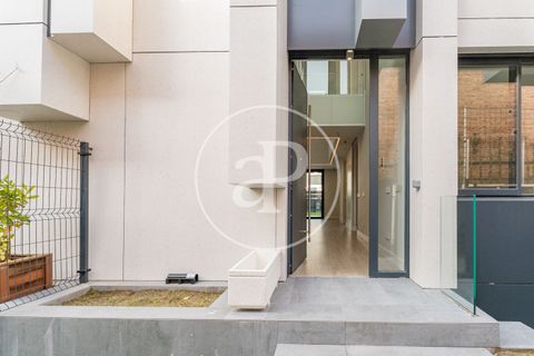 Villa a Madrid, Madrid, Madrid - € 4.990/mes | Ref: AM2601012 - foto 47