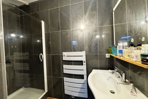 Landsbyhus i Duras, Lot-et-Garonne, Duras - € 194.400 | Ref: BVI84008 - foto 14