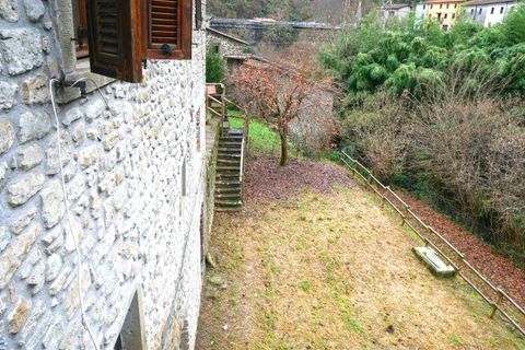 Villa a Fivizzano, Massa and Carrara, Fivizzano - € 195.000 | Ref: 072L - foto 24