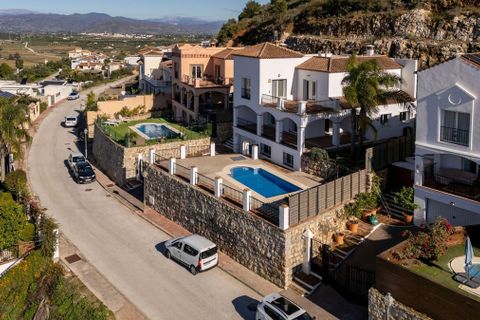 Villa i Coin, Malaga, Coin - € 595.000 | Ref: R5265688 - foto 1