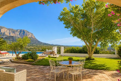 Villa i Gata De Gorgos, Alicante - foto 1