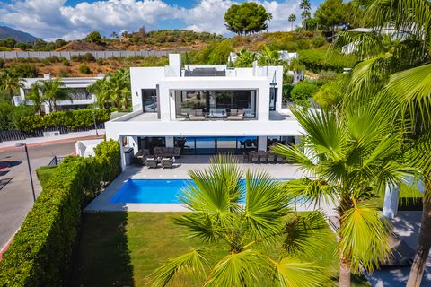 Villa i Marbella, Malaga, Marbella - € 4.200.000 | Ref: BHHSMAR-05491 - foto 44