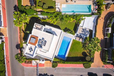 Villa i Marbella, Malaga, Marbella - € 4.200.000 | Ref: BHHSMAR-05491 - foto 49