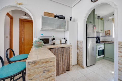 Bungalow i Torrevieja, Alicante, Torrevieja - € 124.560 | Ref: EH-22307 - foto 6