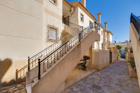 Bungalow i Torrevieja, Alicante, Torrevieja - € 124.560 | Ref: EH-22307 - foto 13