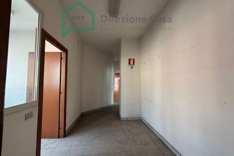Erhvervsejendom i Naples, Naples, Naples - € 139.000 | Ref: VIA G.PALMIERI - foto 9