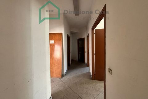 Erhvervsejendom i Naples, Naples, Naples - € 139.000 | Ref: VIA G.PALMIERI - foto 10