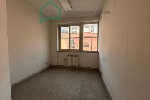 Erhvervsejendom i Naples, Naples, Naples - € 139.000 | Ref: VIA G.PALMIERI - foto 13