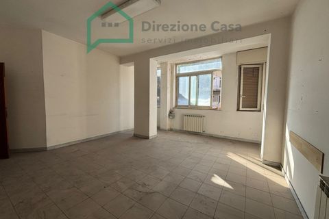 Erhvervsejendom i Naples, Naples, Naples - € 139.000 | Ref: VIA G.PALMIERI - foto 14