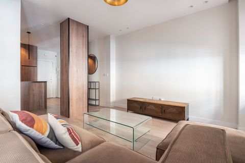 Leilighet i Madrid, Madrid, Madrid - € 1 235 000 | Ref: 13139856-8098-4bf8-b - foto 16