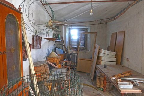 Villa i Bagnone, Massa and Carrara, Bagnone - € 55.000 | Ref: 353B - foto 11
