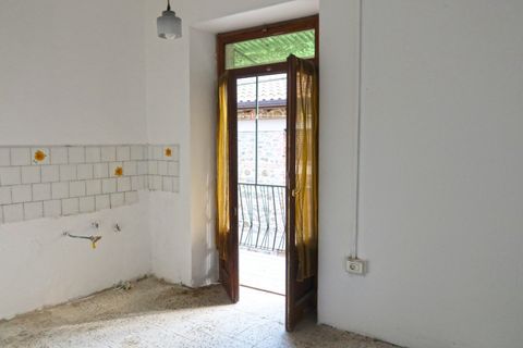 Villa i Bagnone, Massa and Carrara, Bagnone - € 55.000 | Ref: 353B - foto 19