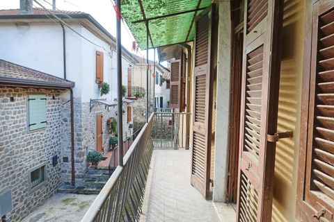Villa i Bagnone, Massa and Carrara, Bagnone - € 55.000 | Ref: 353B - foto 20