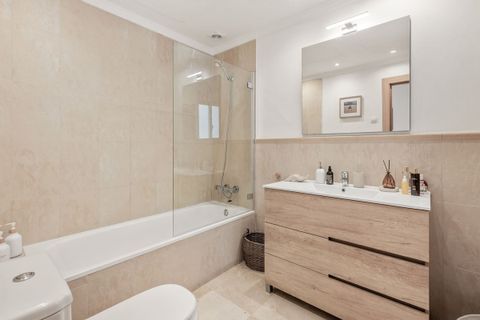 Villa i El Paraiso, Malaga, El Paraiso - € 1.695.000 | Ref: R5210131 - foto 24