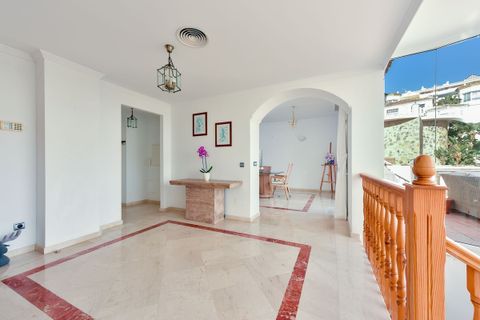 Villa i Calahonda, Malaga, Calahonda - € 999 000 | Ref: R5274169 - foto 9